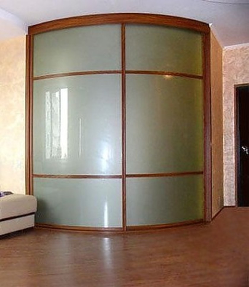 Встроенный шкаф купе радиусный в классическом стиле Рубцовск